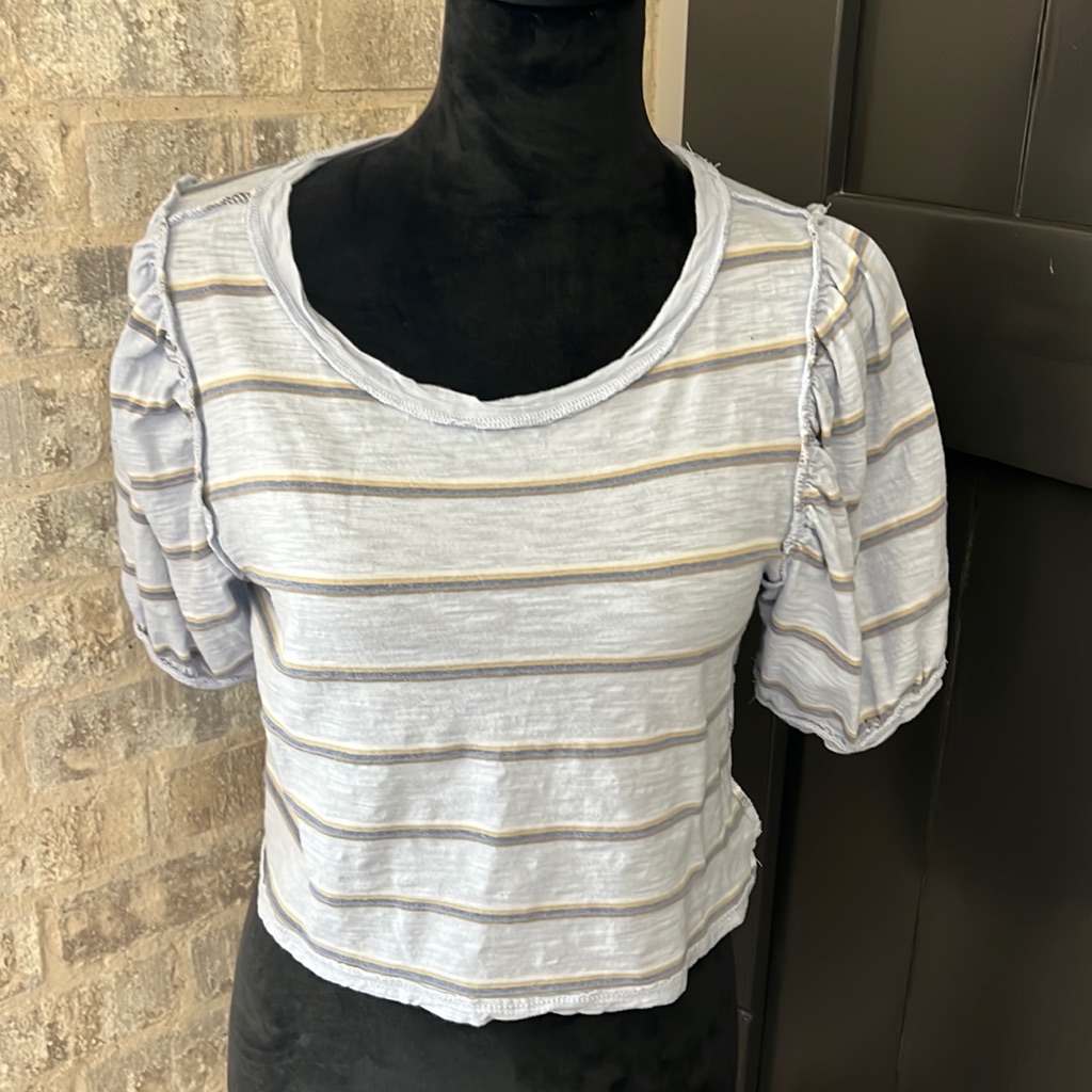 We The Free Women’s Cropped Tee With Ruffled Cap Sleeves Size Xs